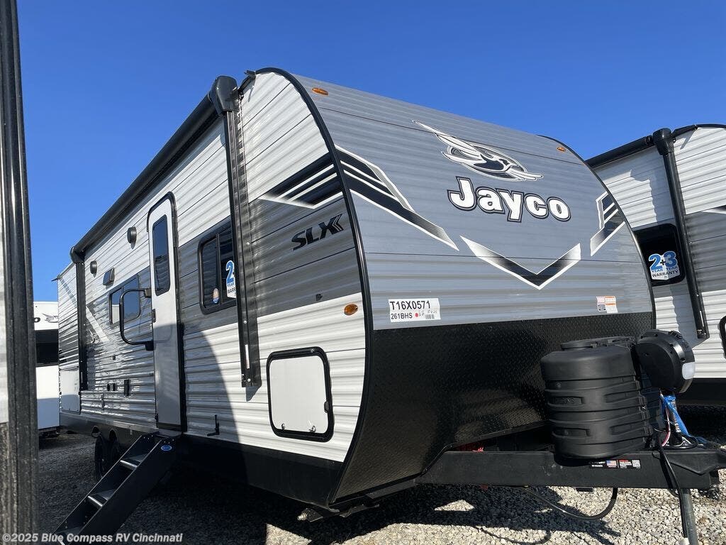 New 2026 Jayco Jay Flight SLX 261BHS available in Cincinnati, Ohio
