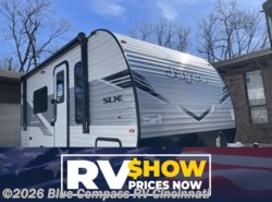 New 2026 Jayco Jay Flight SLX 175FQ available in Cincinnati, Ohio