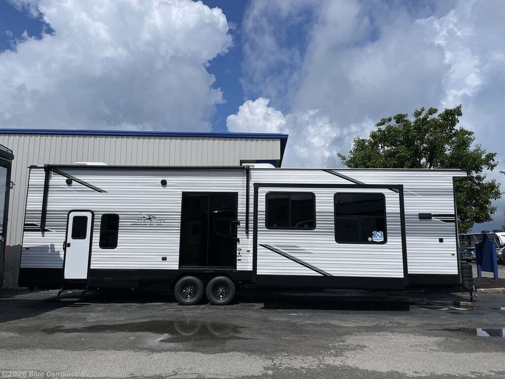 New 2026 Jayco Jay Flight Bungalow 404LOFT DS available in Cincinnati, Ohio