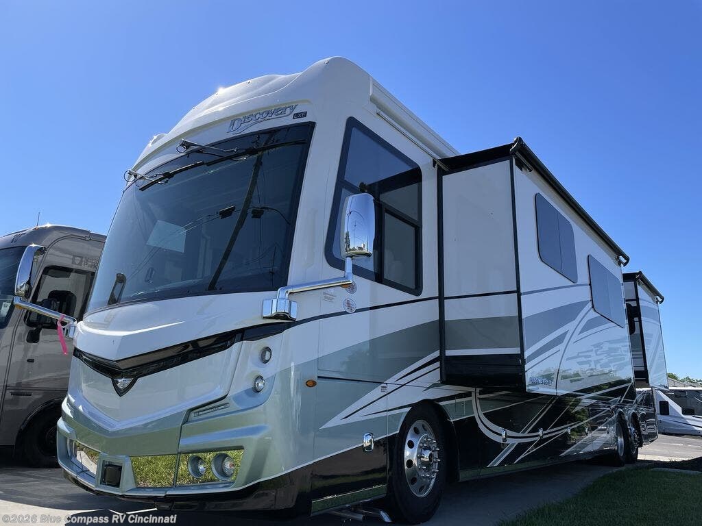 New 2026 Fleetwood Discovery LXE 44B available in Cincinnati, Ohio