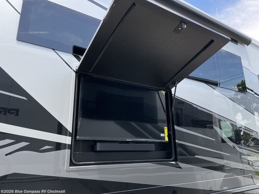 New 2027 Jayco Seneca Prestige 37M available in Cincinnati, Ohio