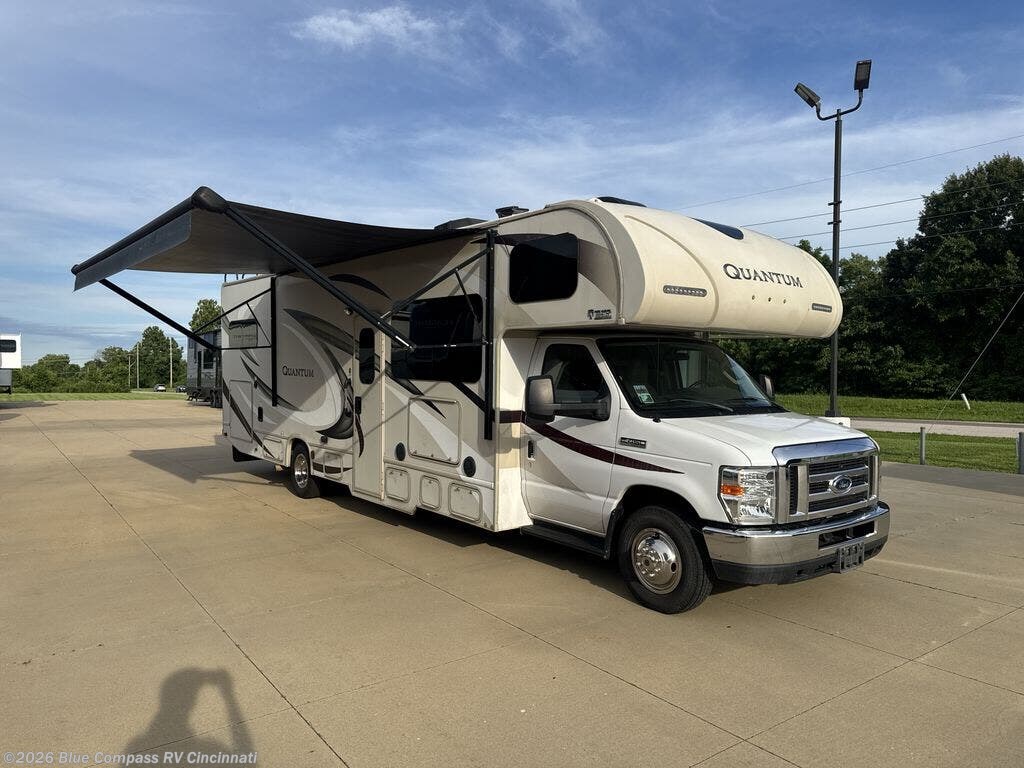 Used 2017 Thor Motor Coach Quantum WS31 available in Cincinnati, Ohio