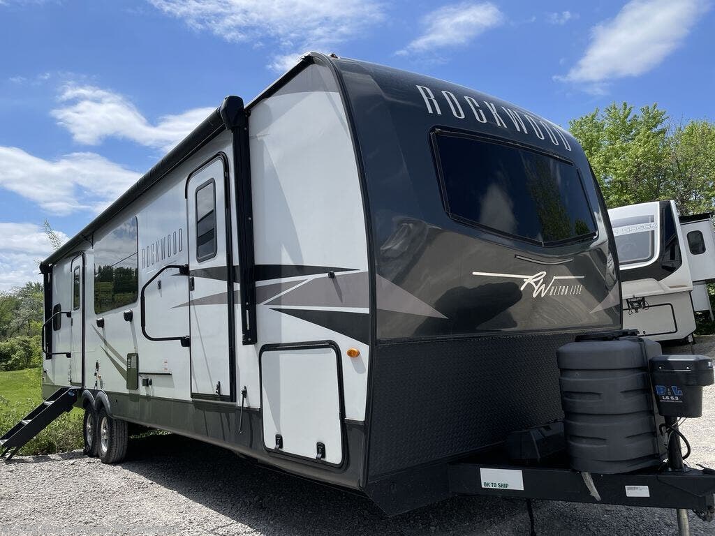 Used 2025 Forest River Rockwood Ultra Lite 2918BH available in Cincinnati, Ohio