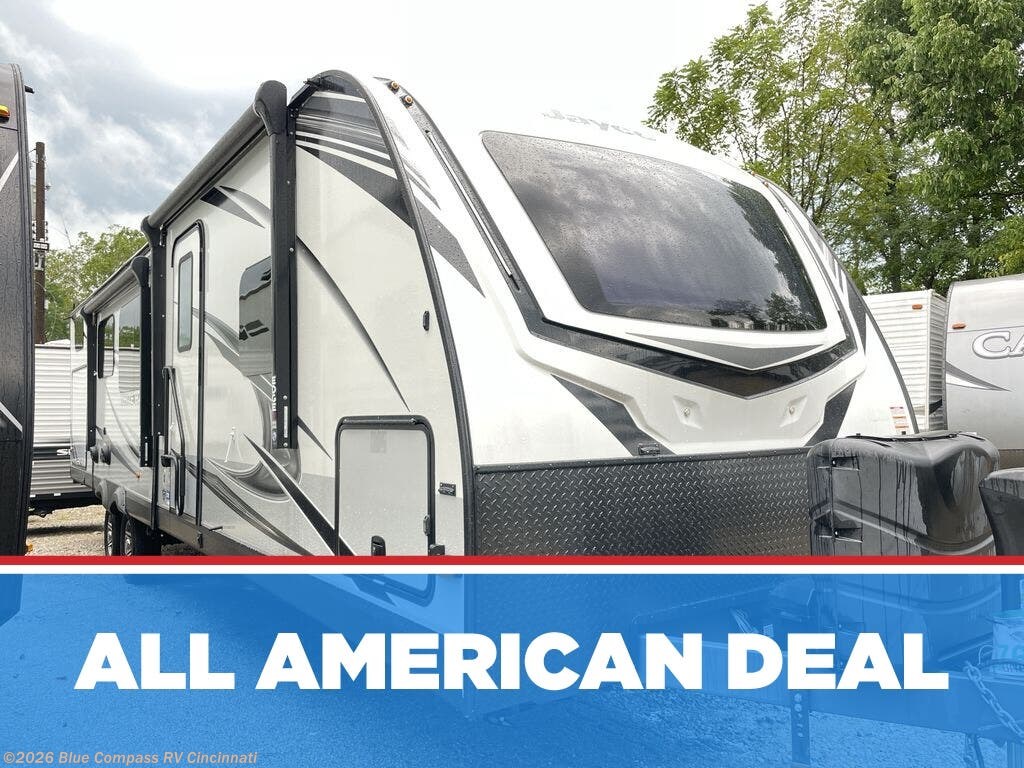 Used 2022 Jayco White Hawk 32BH available in Cincinnati, Ohio