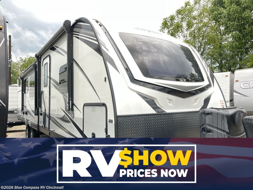Used 2022 Jayco White Hawk 32BH available in Cincinnati, Ohio