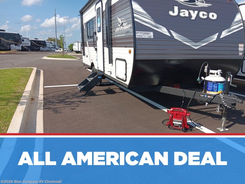 New 2027 Jayco Jay Flight 175FQ available in Cincinnati, Ohio