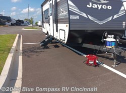New 2027 Jayco Jay Flight 175FQ available in Cincinnati, Ohio