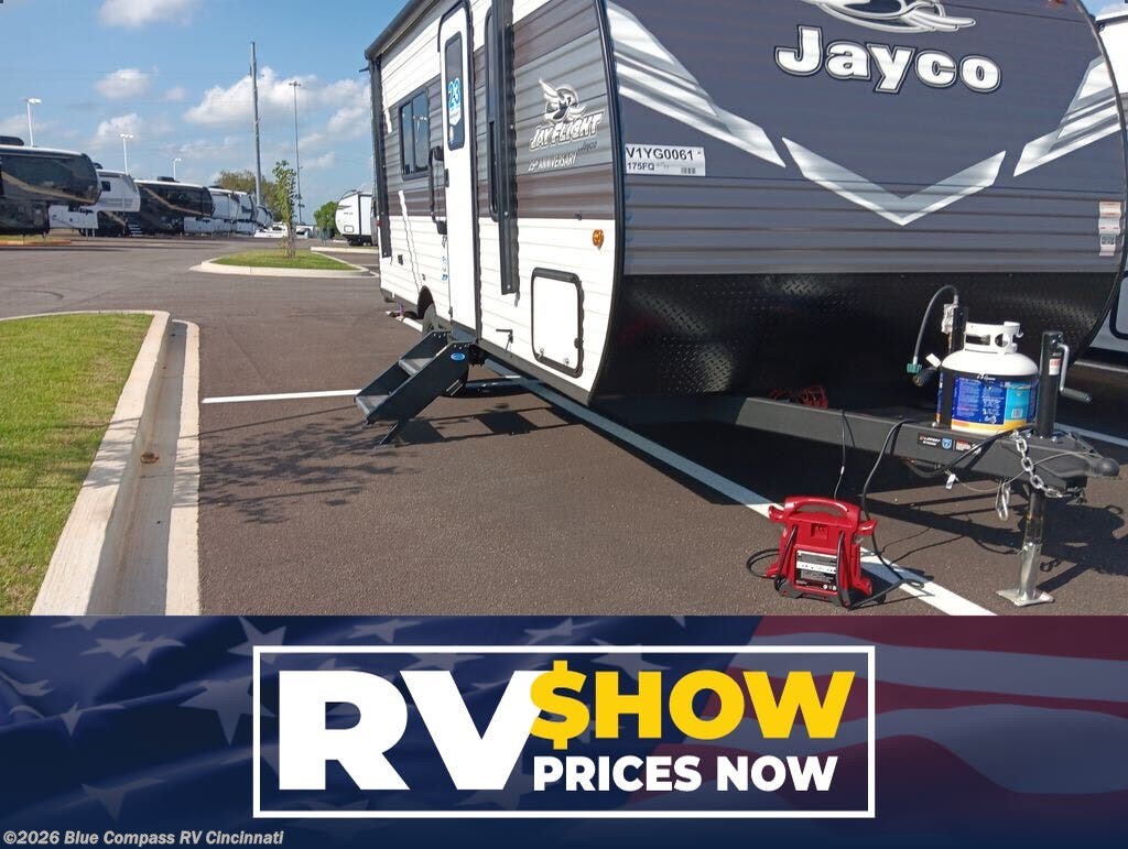 New 2027 Jayco Jay Flight 175FQ available in Cincinnati, Ohio