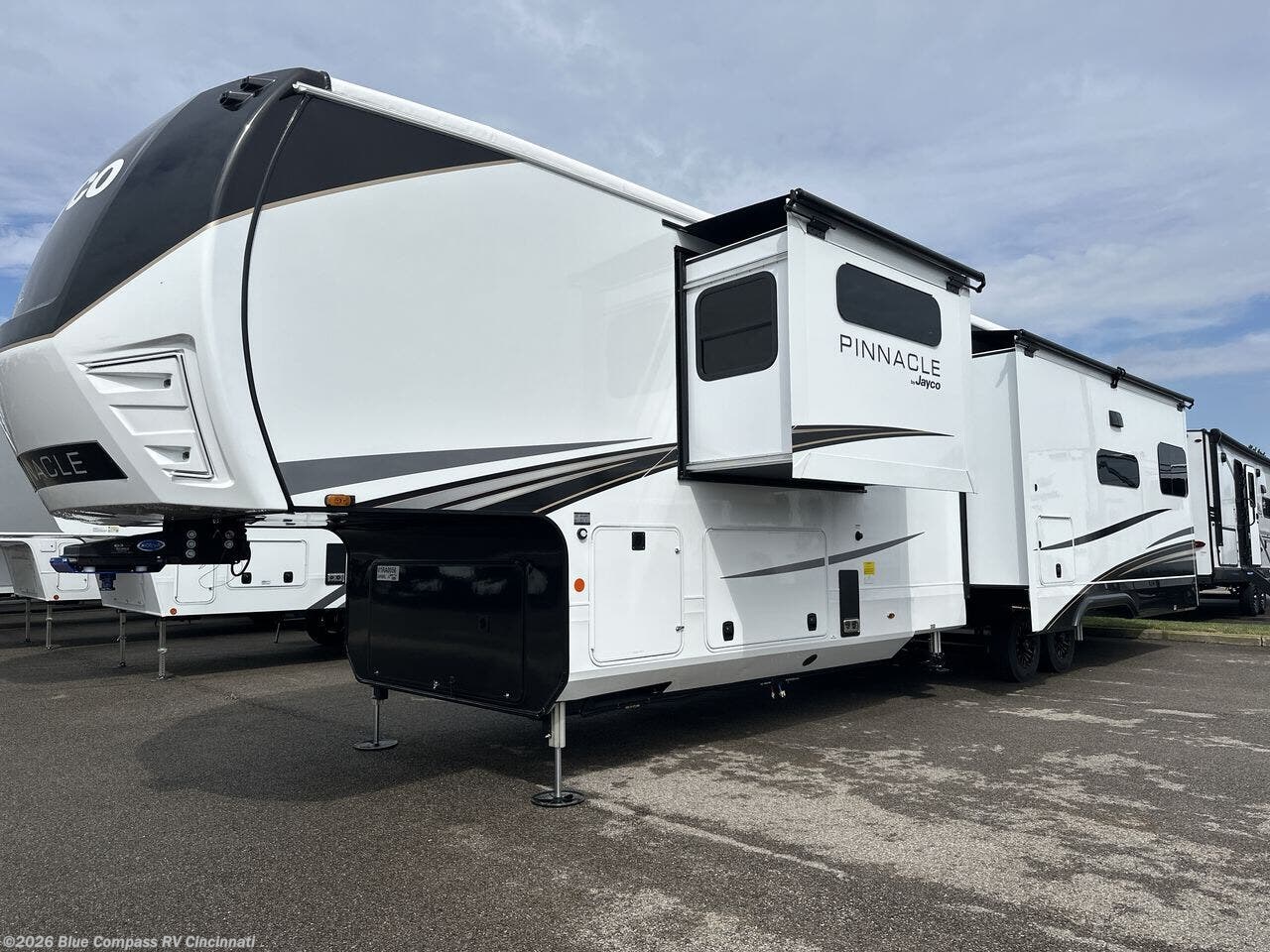 New 2027 Jayco Pinnacle 39FBRL available in Cincinnati, Ohio