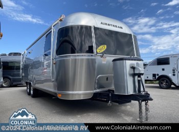 Used 2017 Airstream International Signature 27FBQ Queen available in Millstone Township, New Jersey