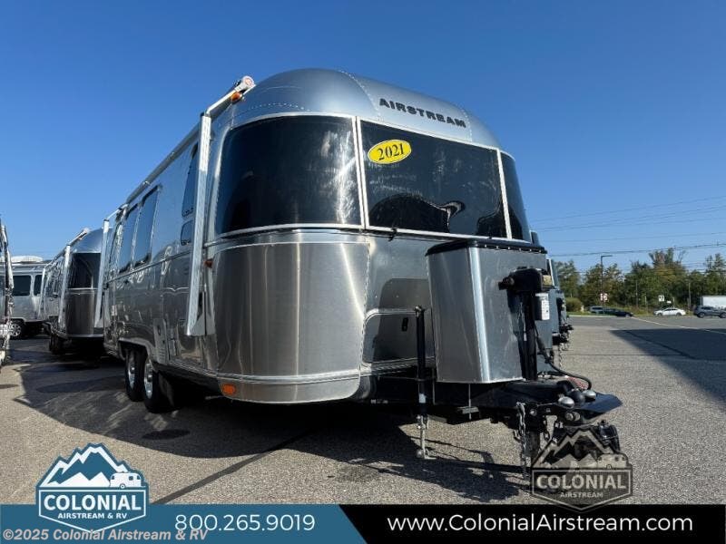 Used 2021 Airstream Globetrotter 23FBT Twin available in Millstone Township, New Jersey