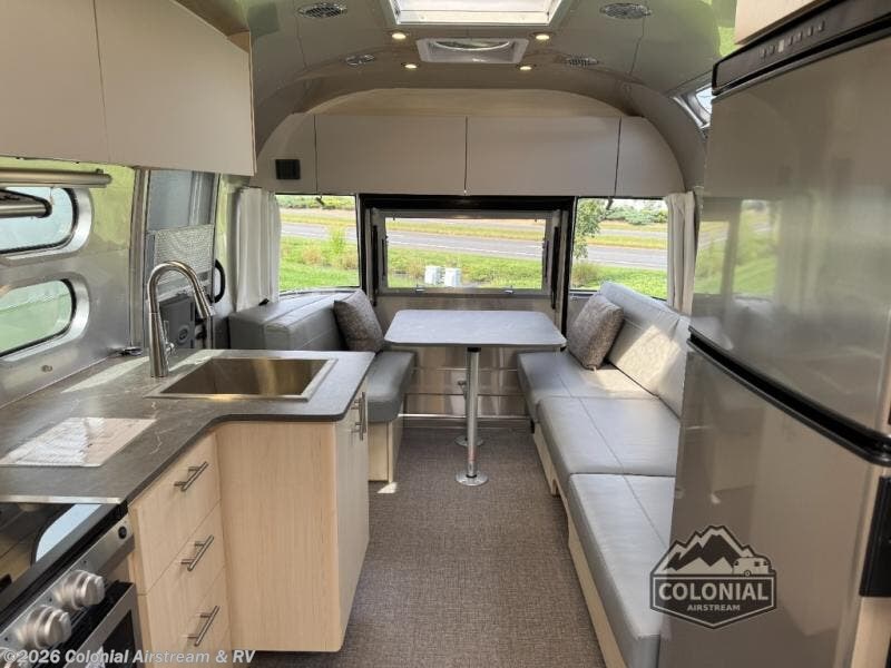 New 2026 Airstream Flying Cloud 27FBQ Queen Hatch available in Millstone Township, New Jersey