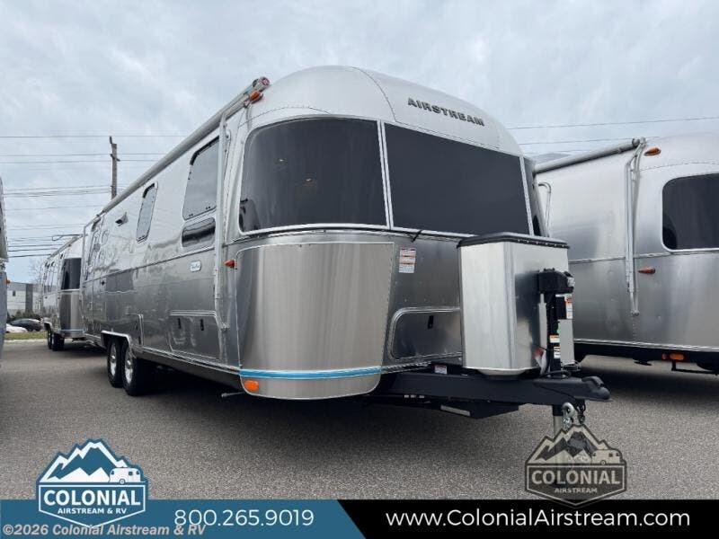 New 2026 Airstream Flying Cloud 27FBT Twin available in Millstone Township, New Jersey