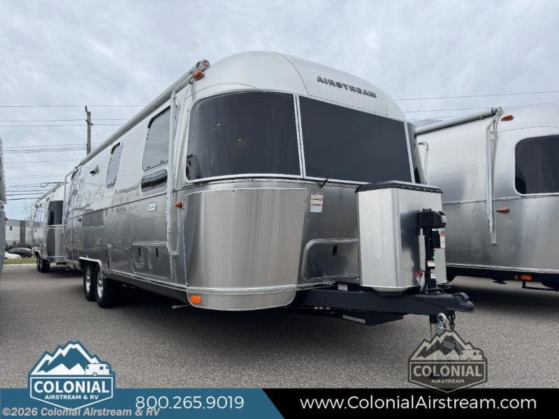 New 2026 Airstream Flying Cloud 27FBT Twin available in Millstone Township, New Jersey