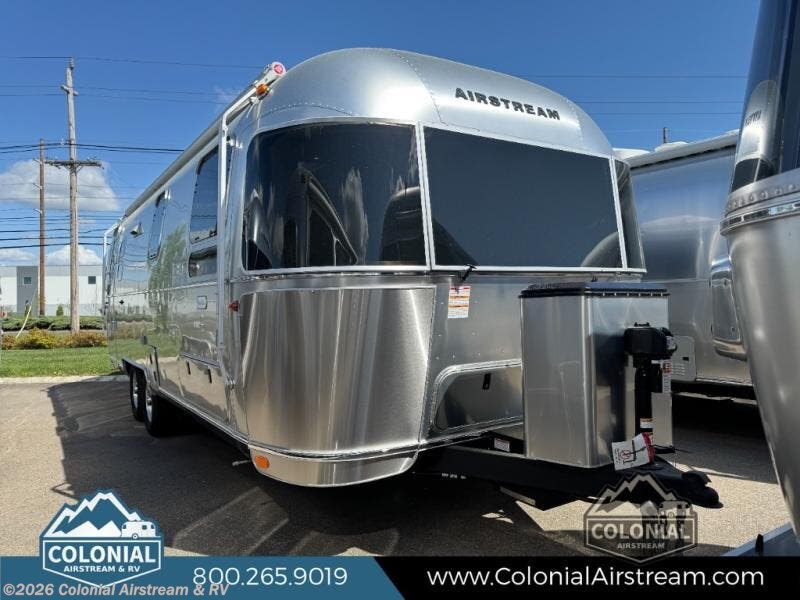 New 2026 Airstream Flying Cloud 27FBT Twin available in Millstone Township, New Jersey
