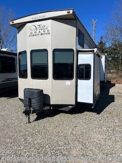 2019 Forest River Salem Grand Villa 42DL available in Newfield, NJ