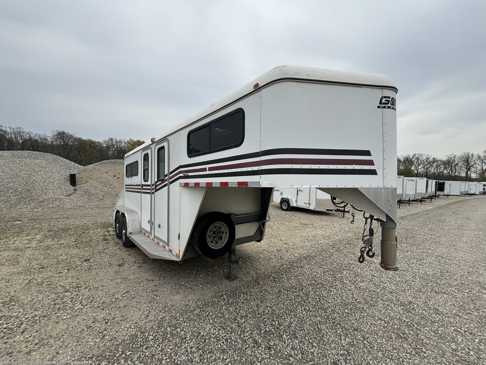 Used 2010 Gore Trailers Gooseneck 2 Horse straightload with dressing room available in Newfield, New Jersey