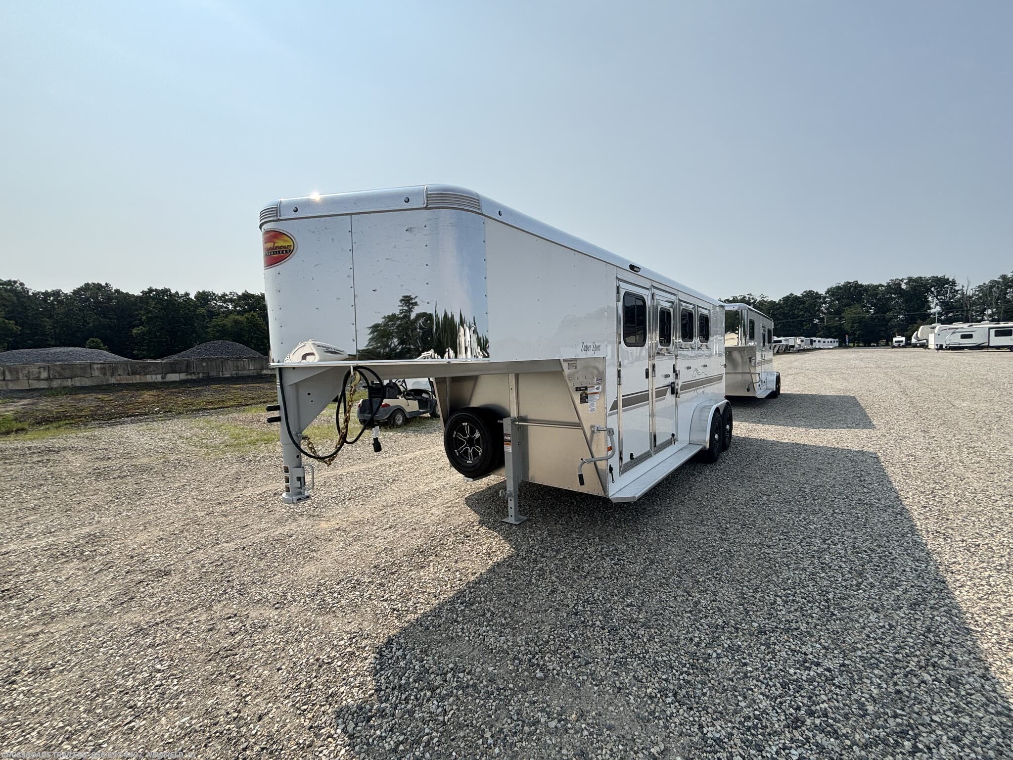 New 2027 Sundowner Super Sport 3-Horse GN available in Newfield, New Jersey