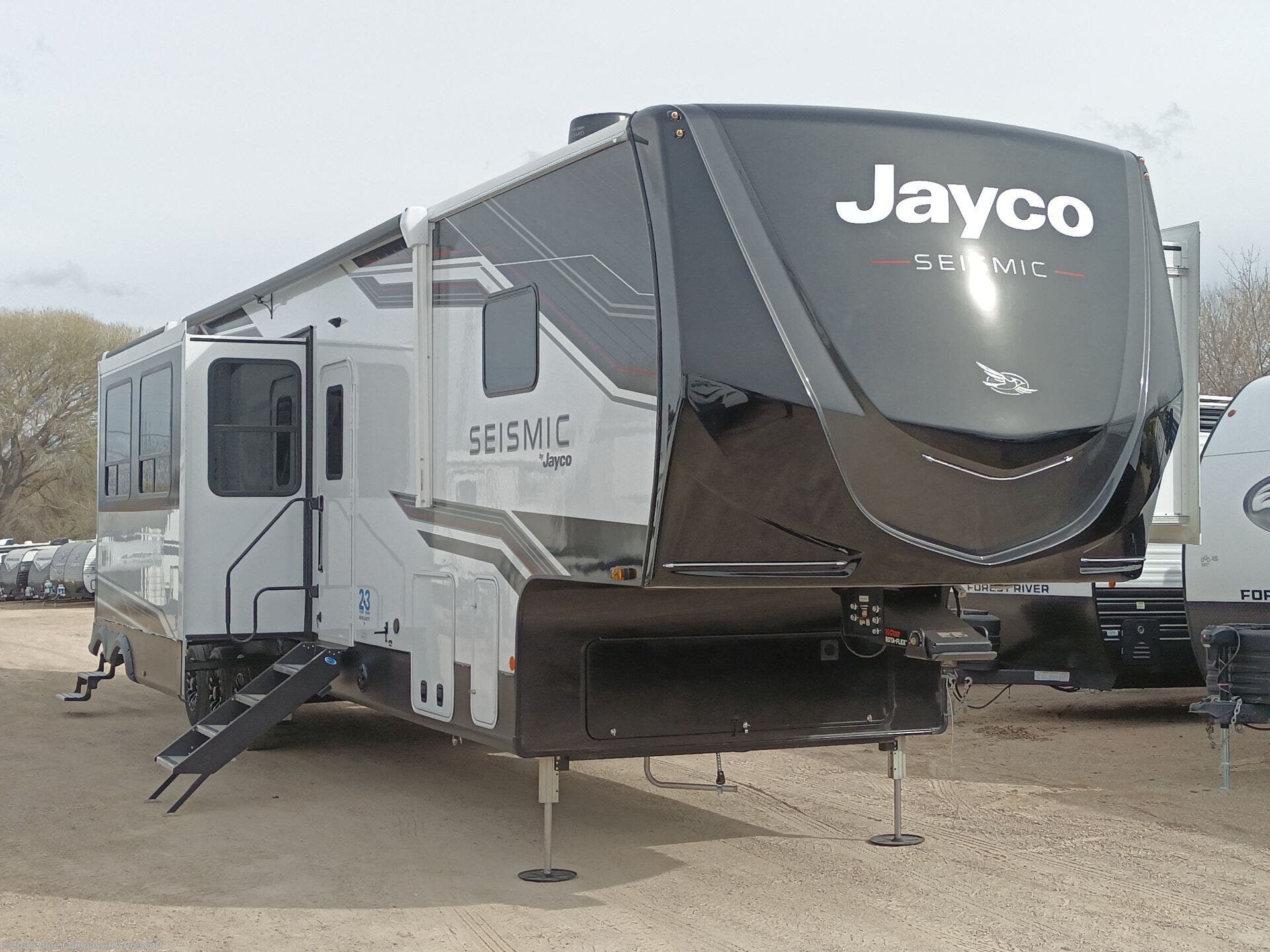 New 2026 Jayco Seismic 395 available in Prescott, Arizona