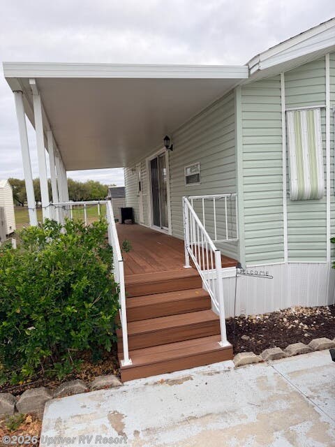 Used 1998 Chariot   available in North Fort Myers, Florida